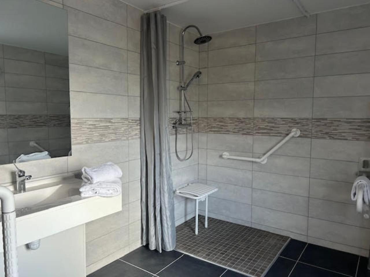 Val Hotel Montbeliard Sud Valentigney ภายนอก รูปภาพ