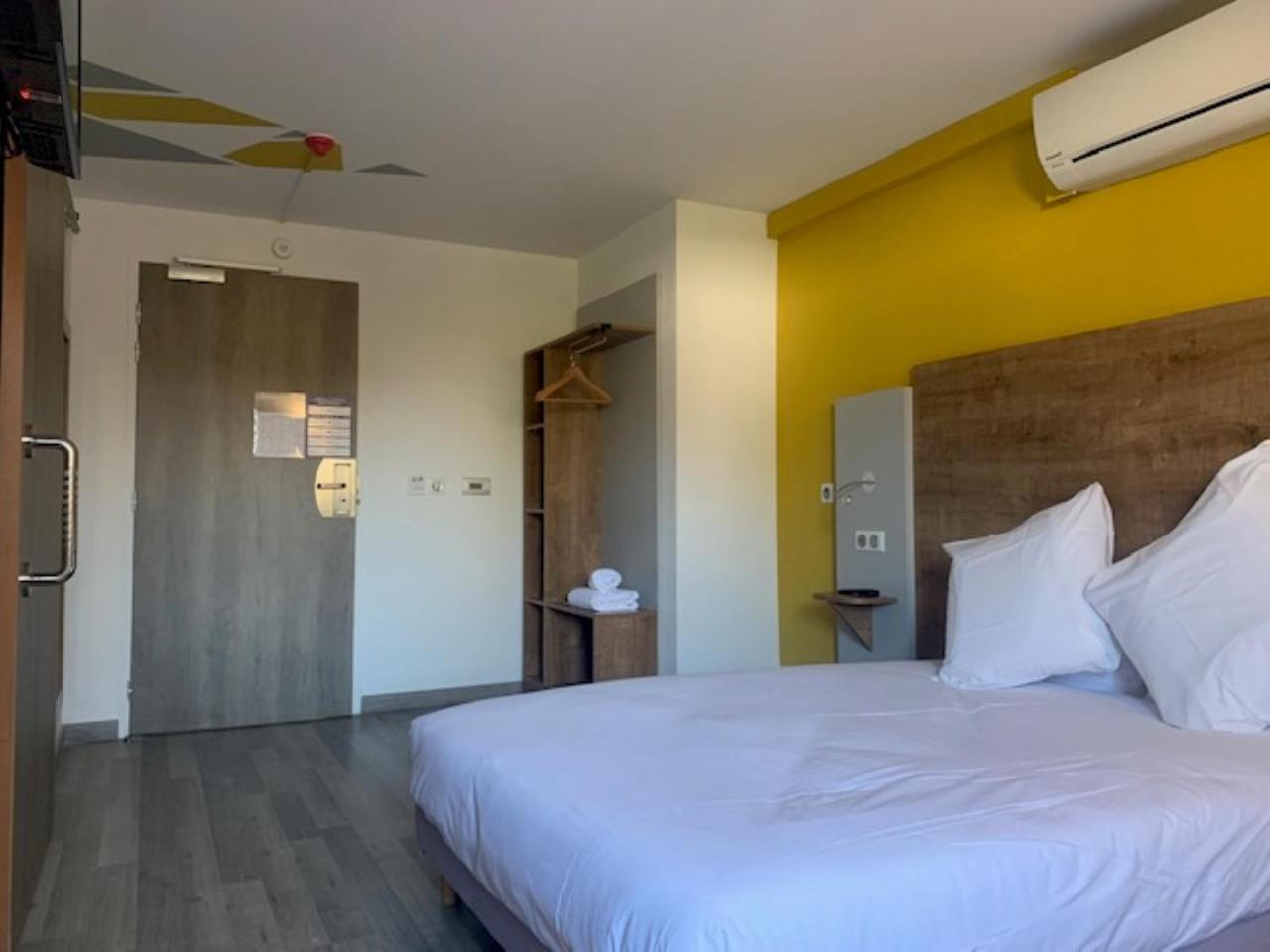 Val Hotel Montbeliard Sud Valentigney ภายนอก รูปภาพ