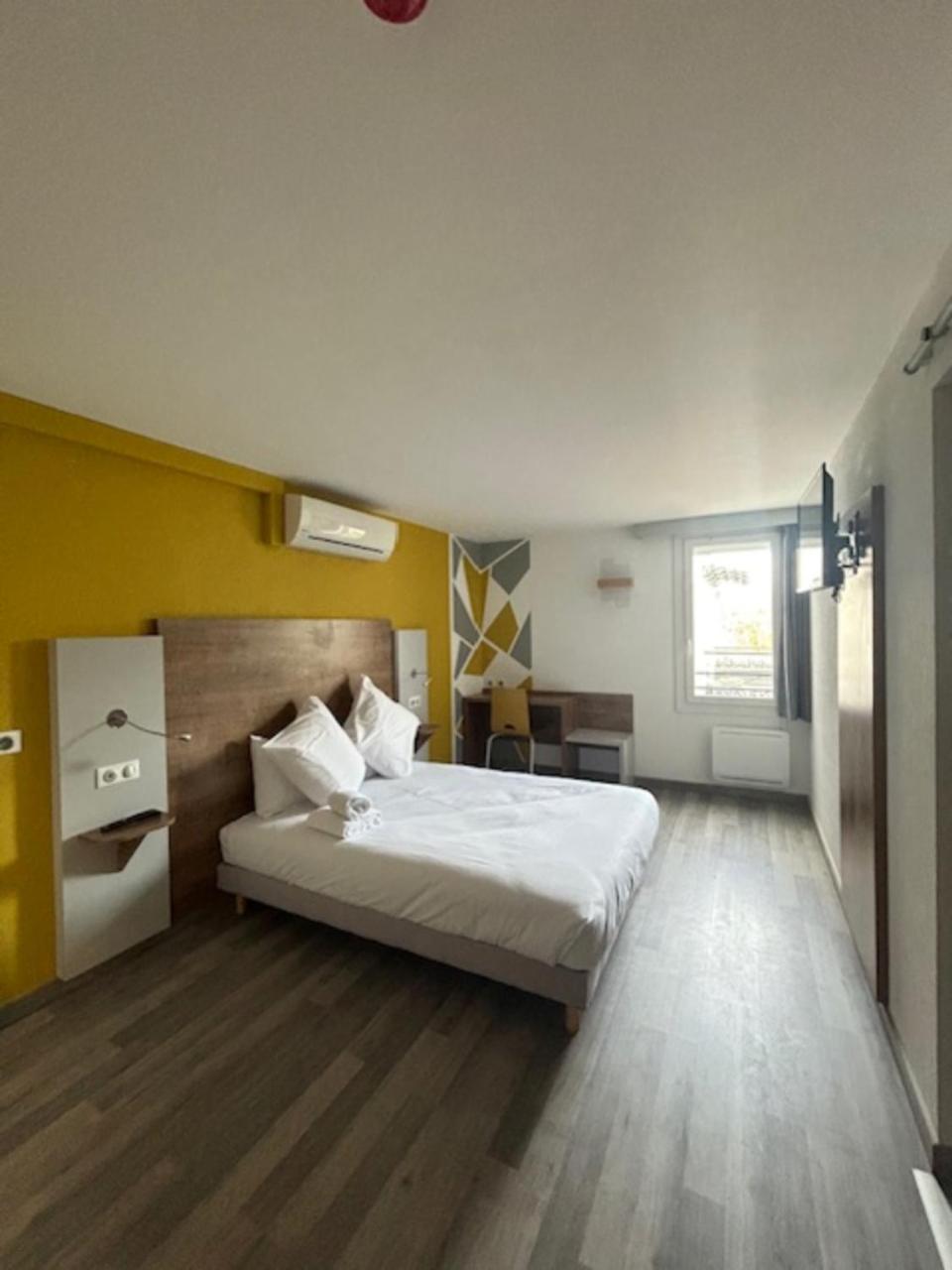 Val Hotel Montbeliard Sud Valentigney ภายนอก รูปภาพ